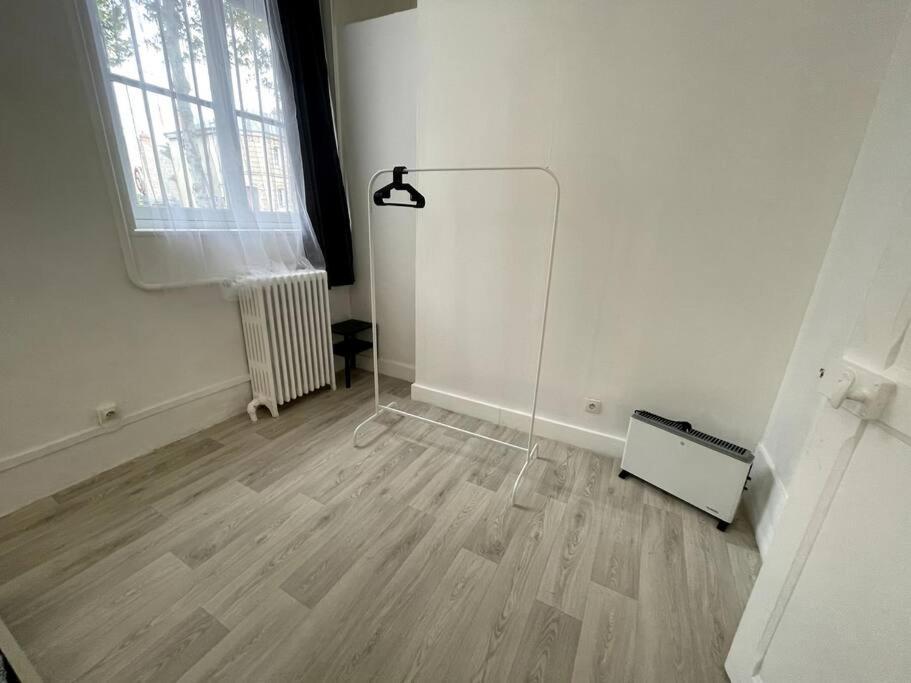 Agreable Maison De Ville Dans La Plus Belle Avenue أورلييو المظهر الخارجي الصورة